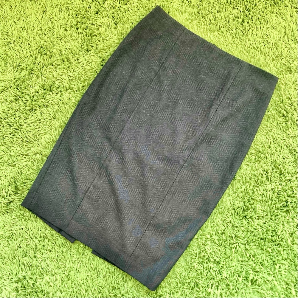 Wessex Plaid Pencil Skirt